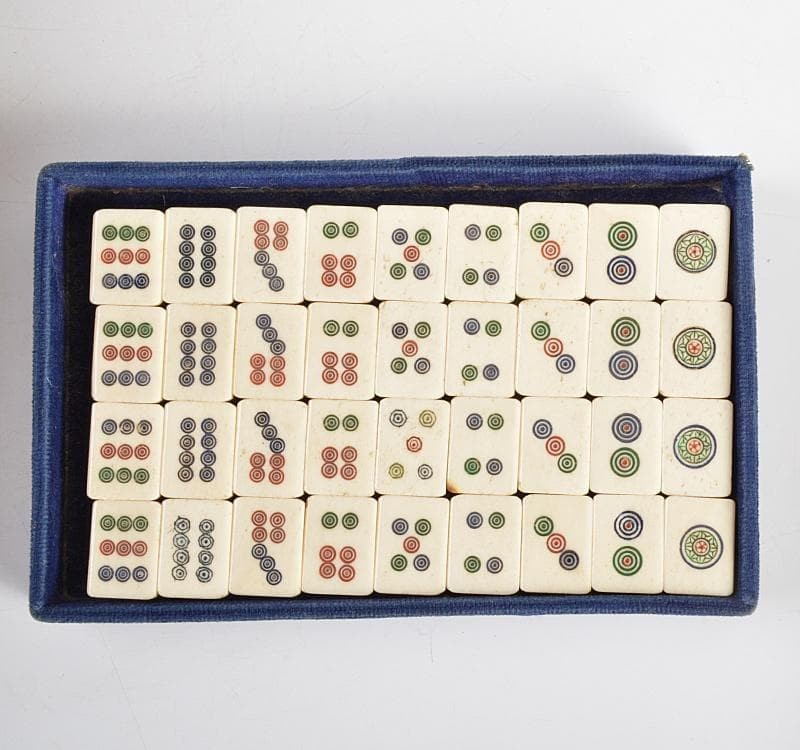 Antique Vintage Chinese Mahjong Set Bone & Bamboo Tiles Leather Case Mahjong
