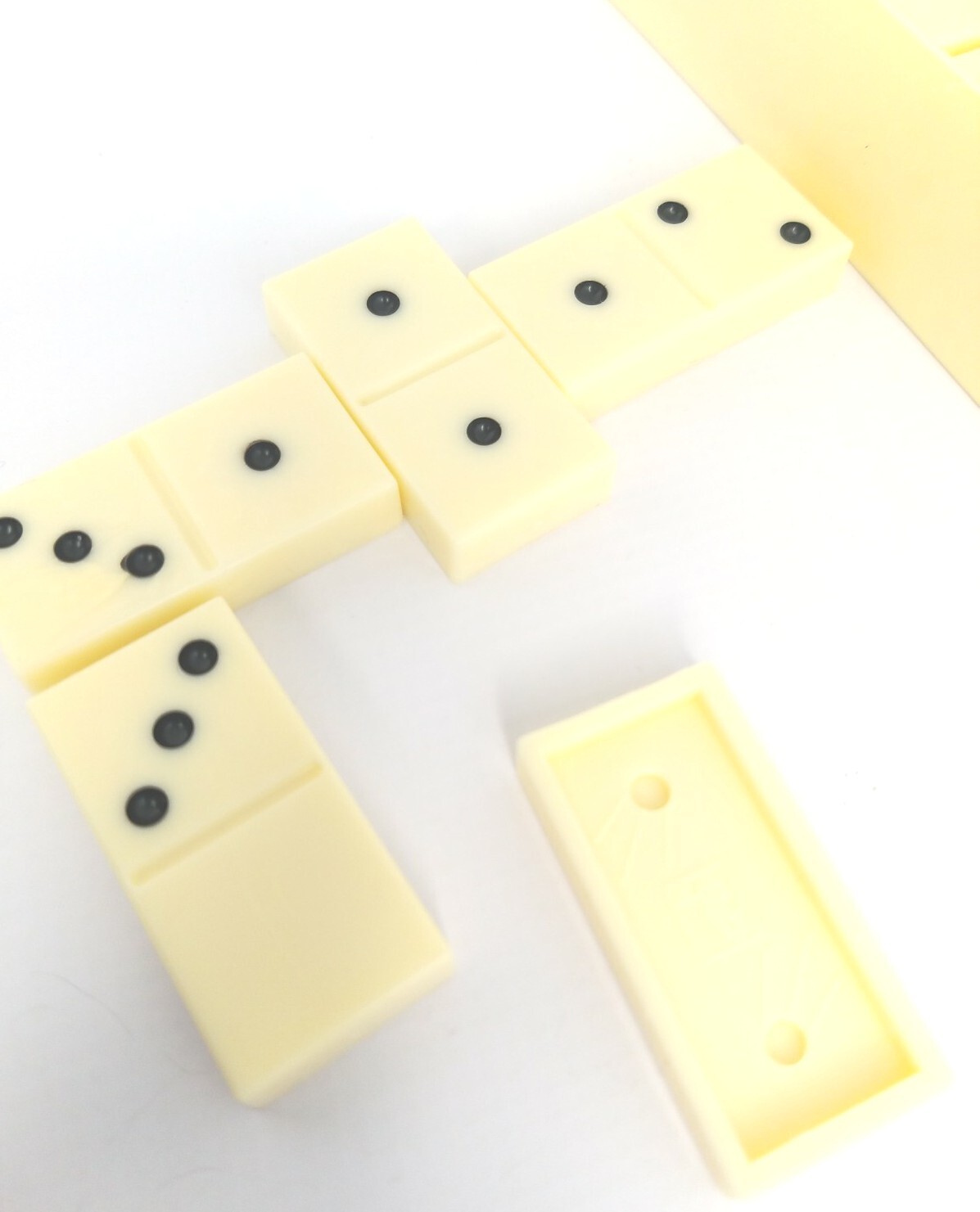 DOMINOES IVORY DOMINO SET OF 28 TILES NEW Made in Ukraine SALE
