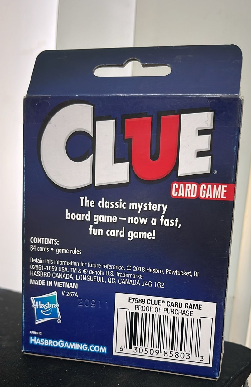 Hasbro Gaming CLUE Card Game Ages 8+ Up to 4 Players – Brand New