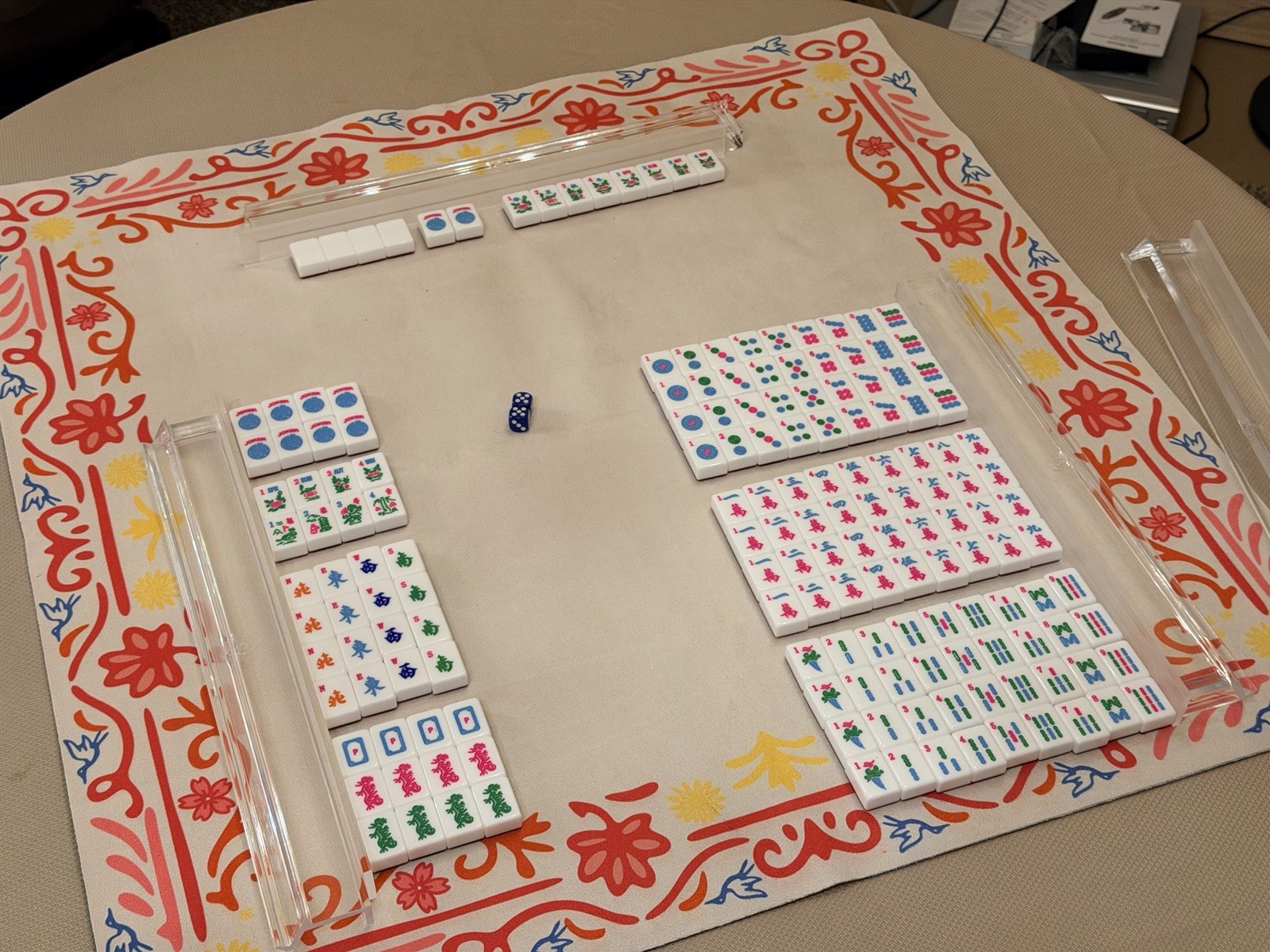 Mah Jong Complete Set w/ Racks, pink sparkle Tiles & 2 Dice (no bag)