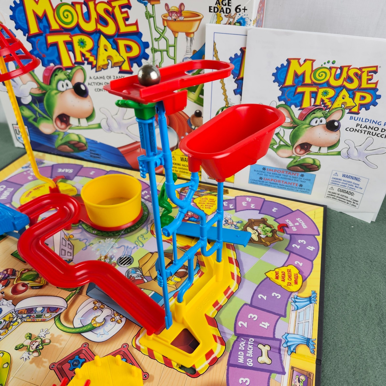 Milton Bradley Hasboro 2005 Mouse Trap Board Game #04657 Complete in Box