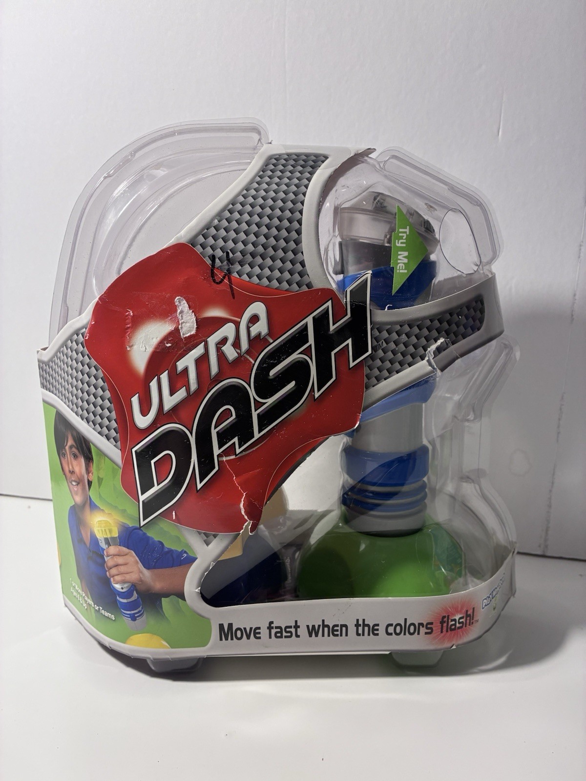 Ultra Dash Electronic Tagging Game Playmonster Move Fash Color Flash NEW