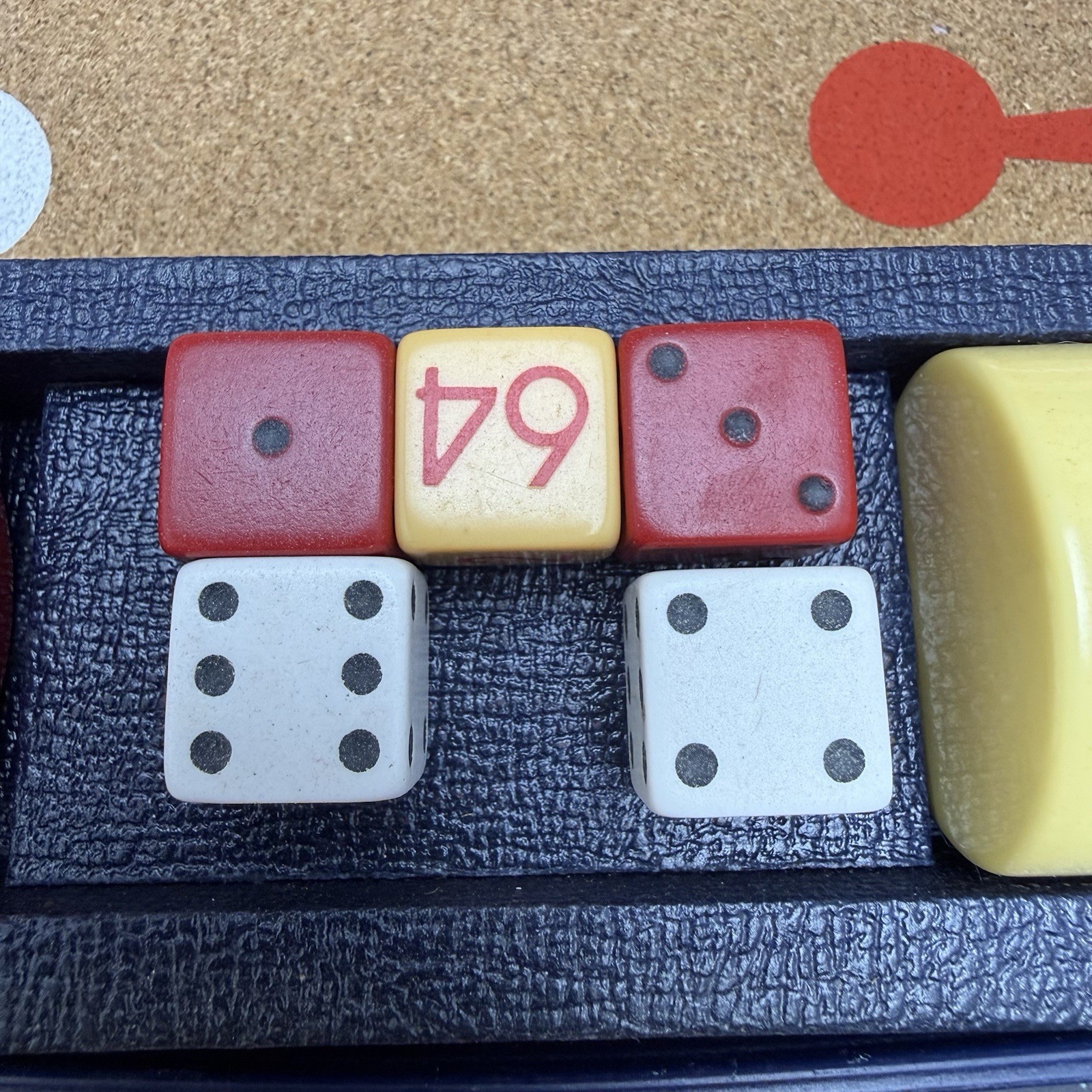 Crisloid Bakelite Backgammon Set 1.5” Checkers Red Yellow / Butterscotch Vintage