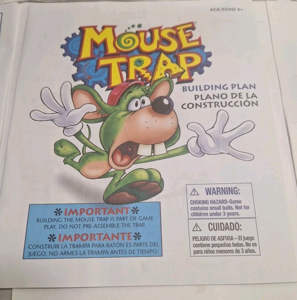 VINTAGE Mouse Trap COMPLETE Milton Bradley 2005 Classic Board Game Kids Family