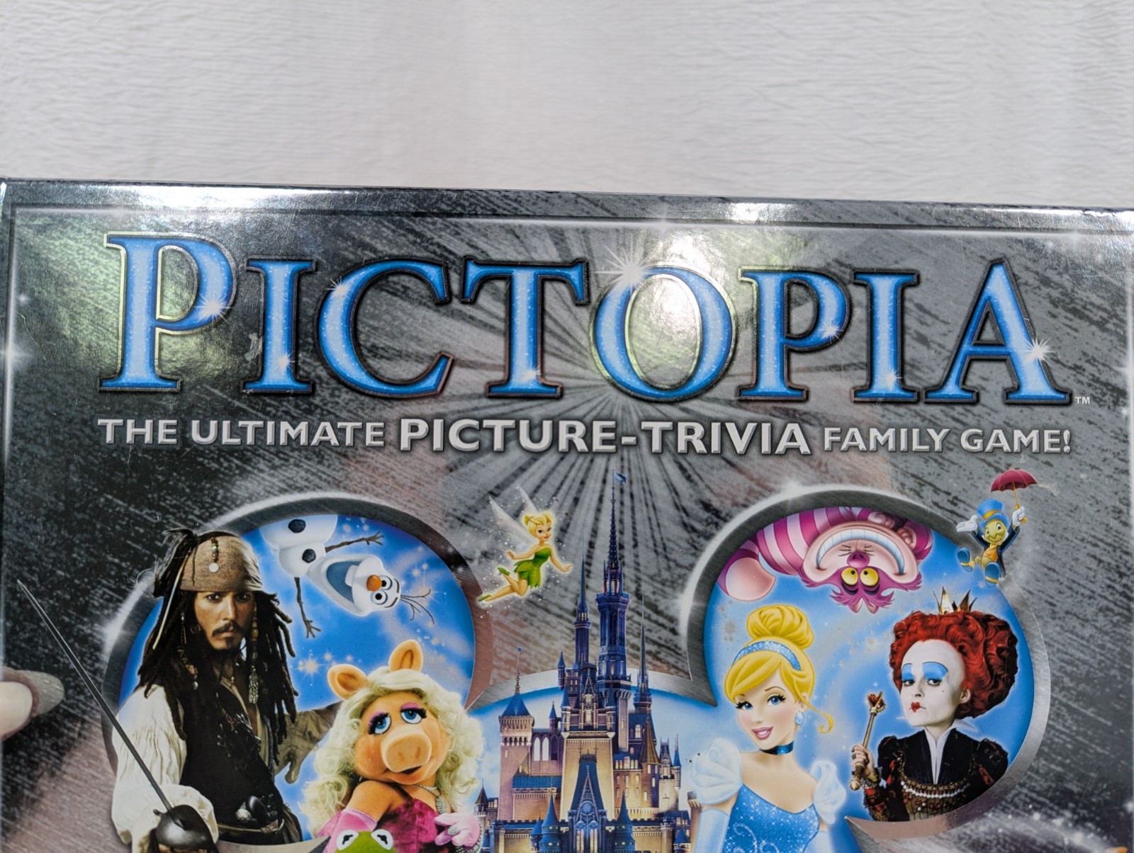 Pictopia Picture Trivia Disney Edition Board Game2-6 Players Age7+