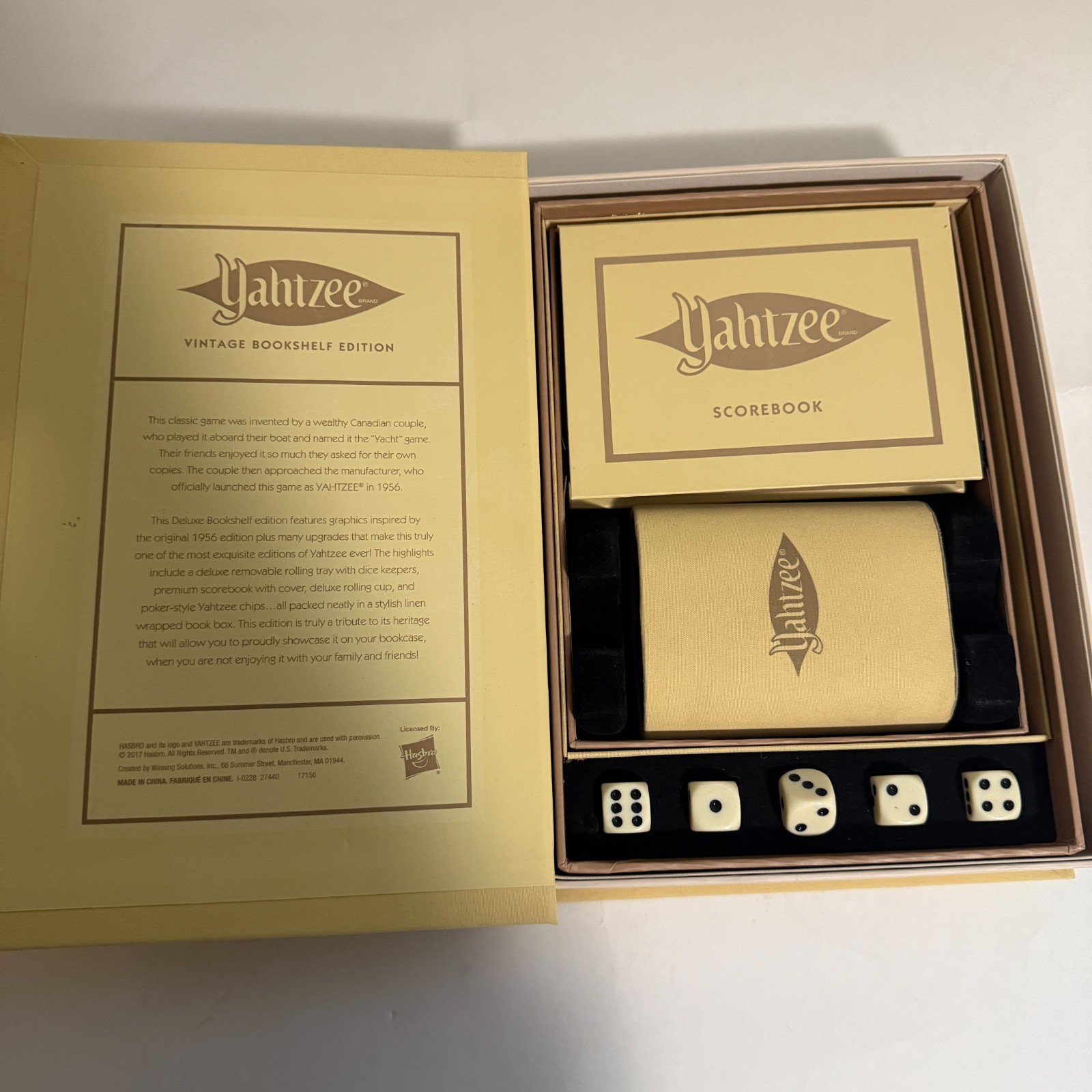 YAHTZEE Vintage Bookshelf Edition WS Game Company Deluxe Board Dice Game 2017