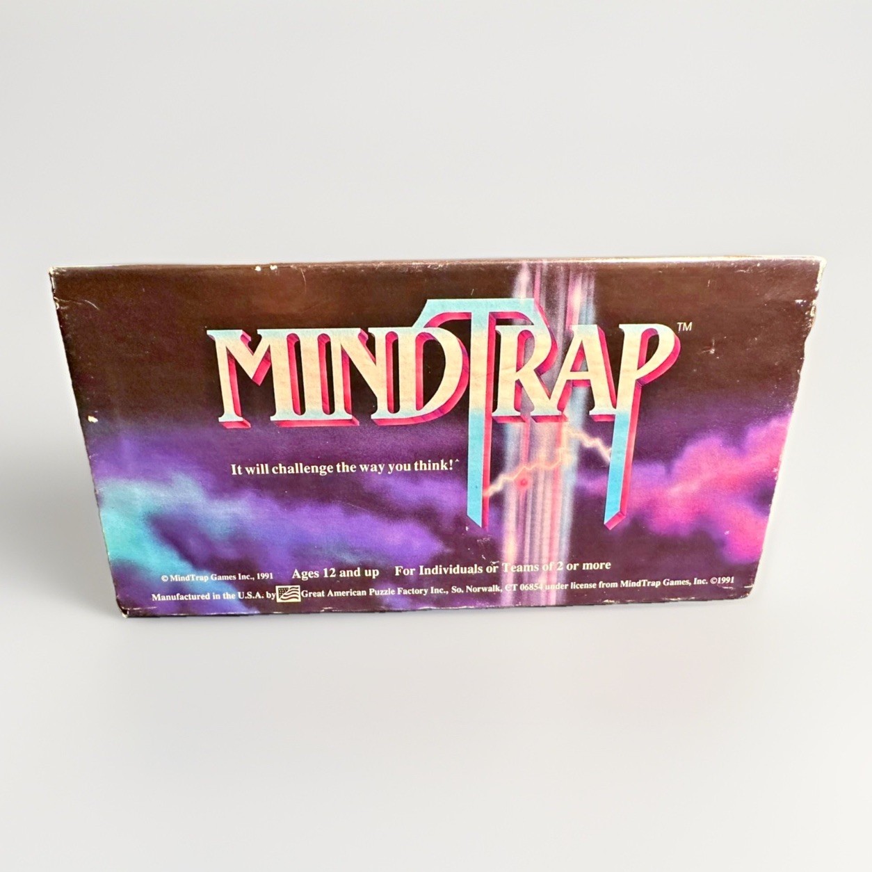 MindTrap Board Game 1991 Brain Teaser Riddle Logic Puzzle Family Game