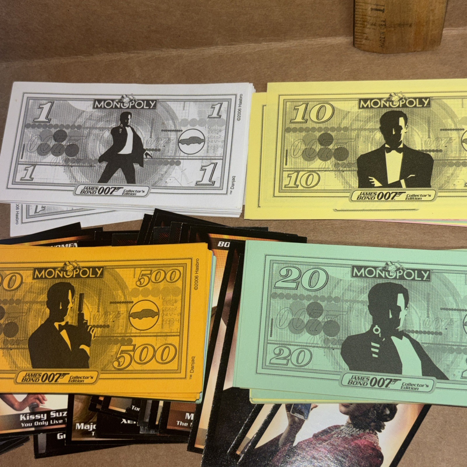 James Bond 007 Collector’s Edition Monopoly Game Parts & Pieces Lot Tokens Money