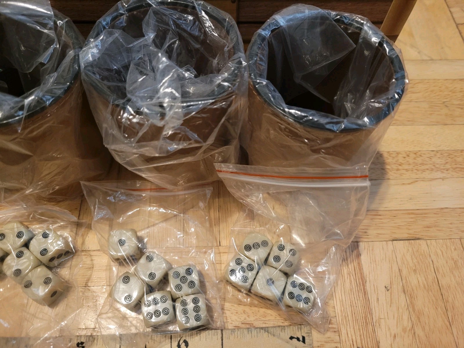 Brybelly Liar’s Dice Pirate Theme Complete Dice Game Set