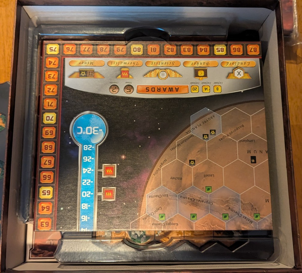 TERRAFORMING MARS 3D BIG BOX WITH GAME and METAL CUBES AND CITY BUBBLE DOMES!