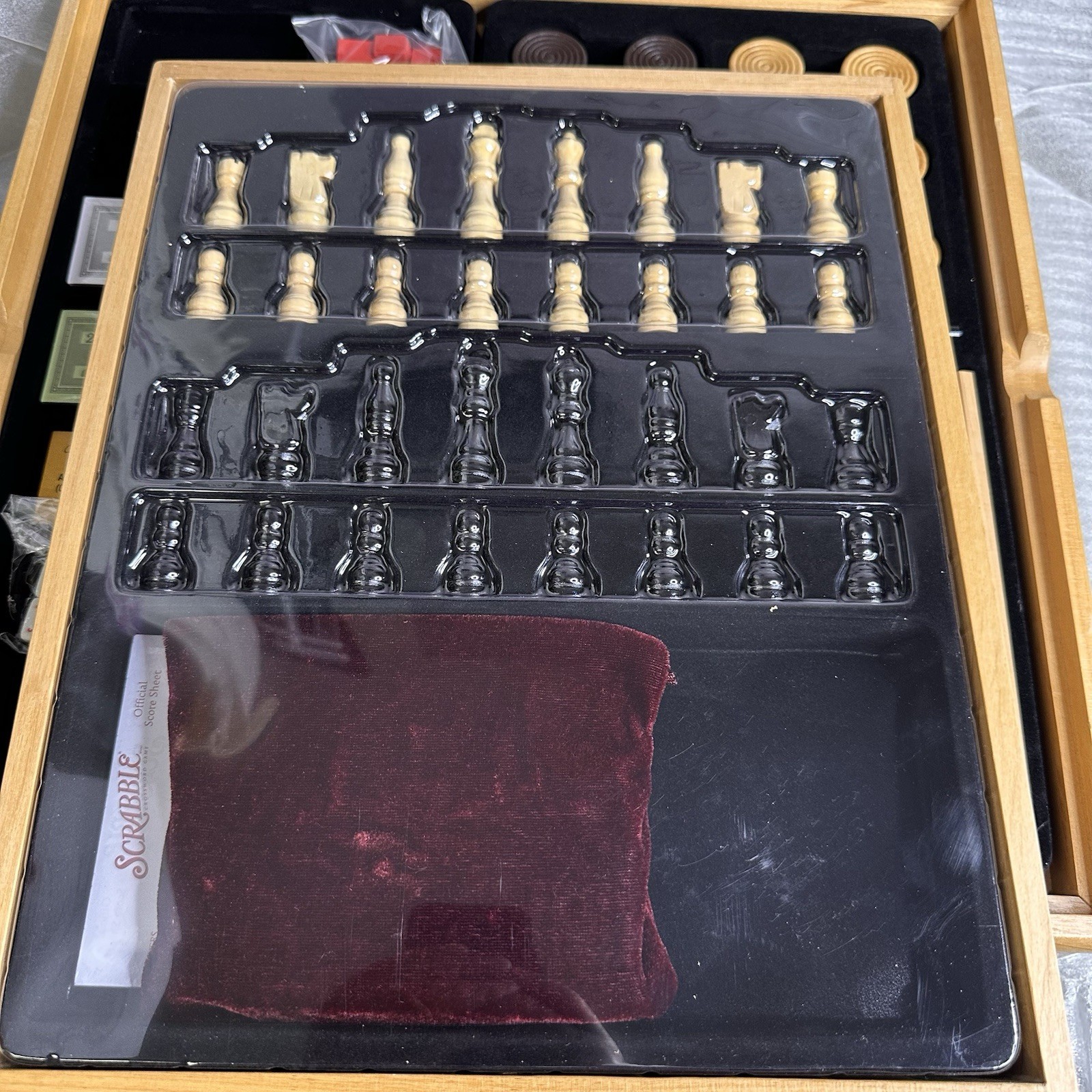 Monopoly Scrabble and 4 Classic Games Solid Wood Cabinet 2007 Parker Brothers