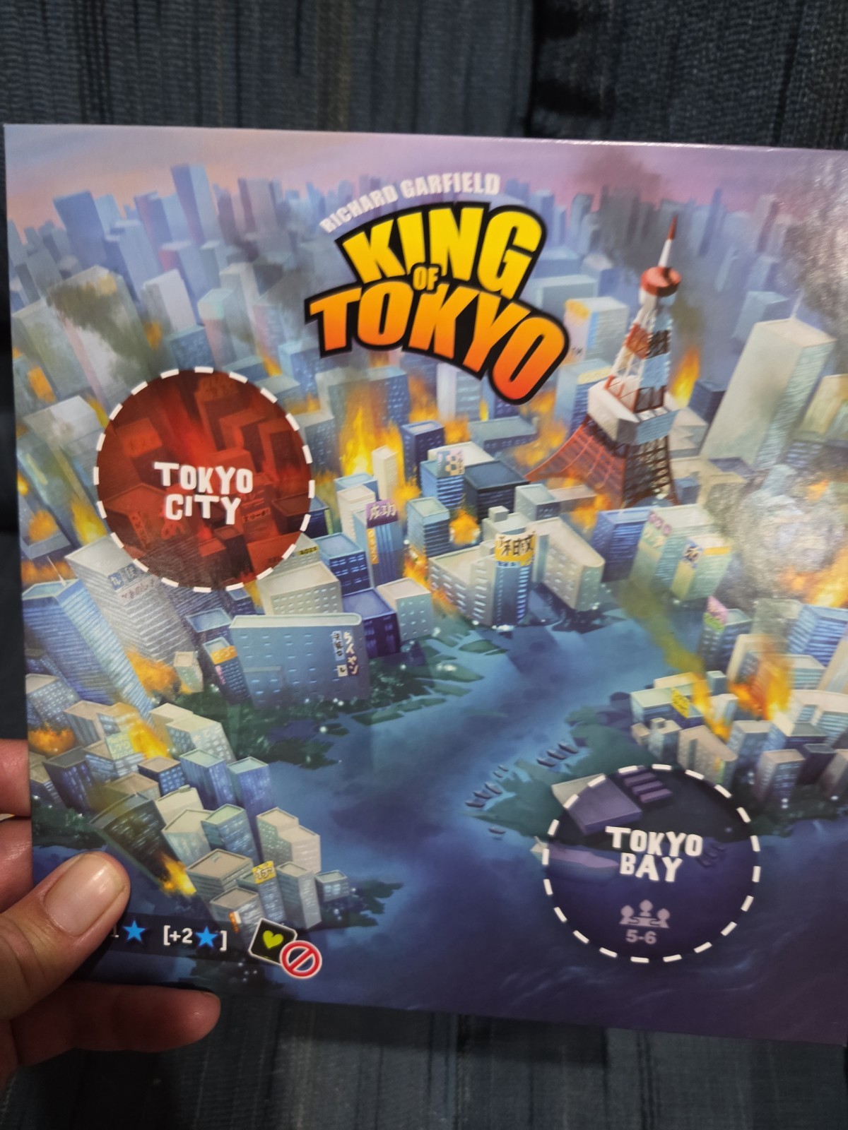 IELLO King of Tokyo Board Game Editionmissing Rules Perfect Cond Used Excellent