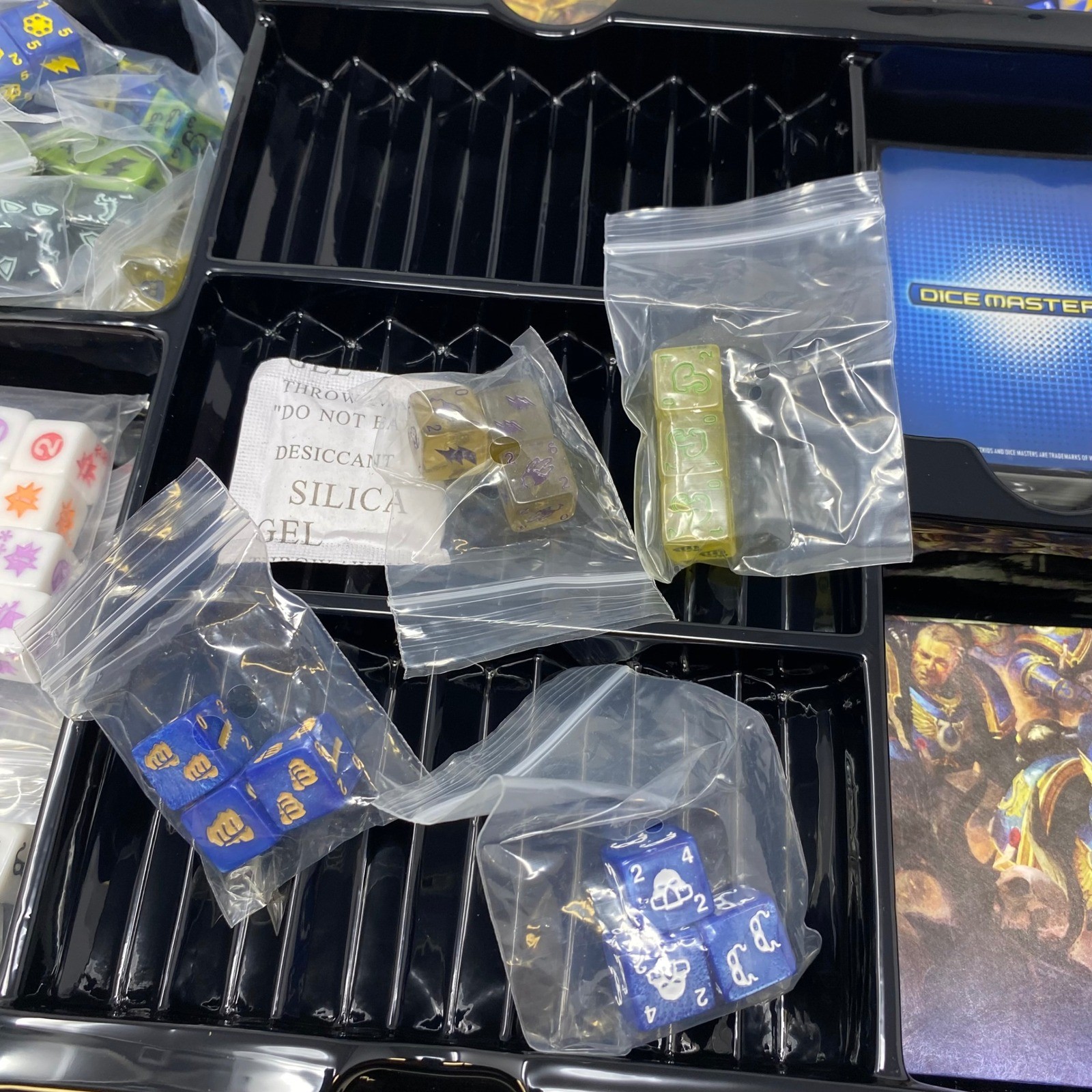 WizKids Warhammer 40000 Dice Masters Battle for Ultramar Campaign Box Set 40k