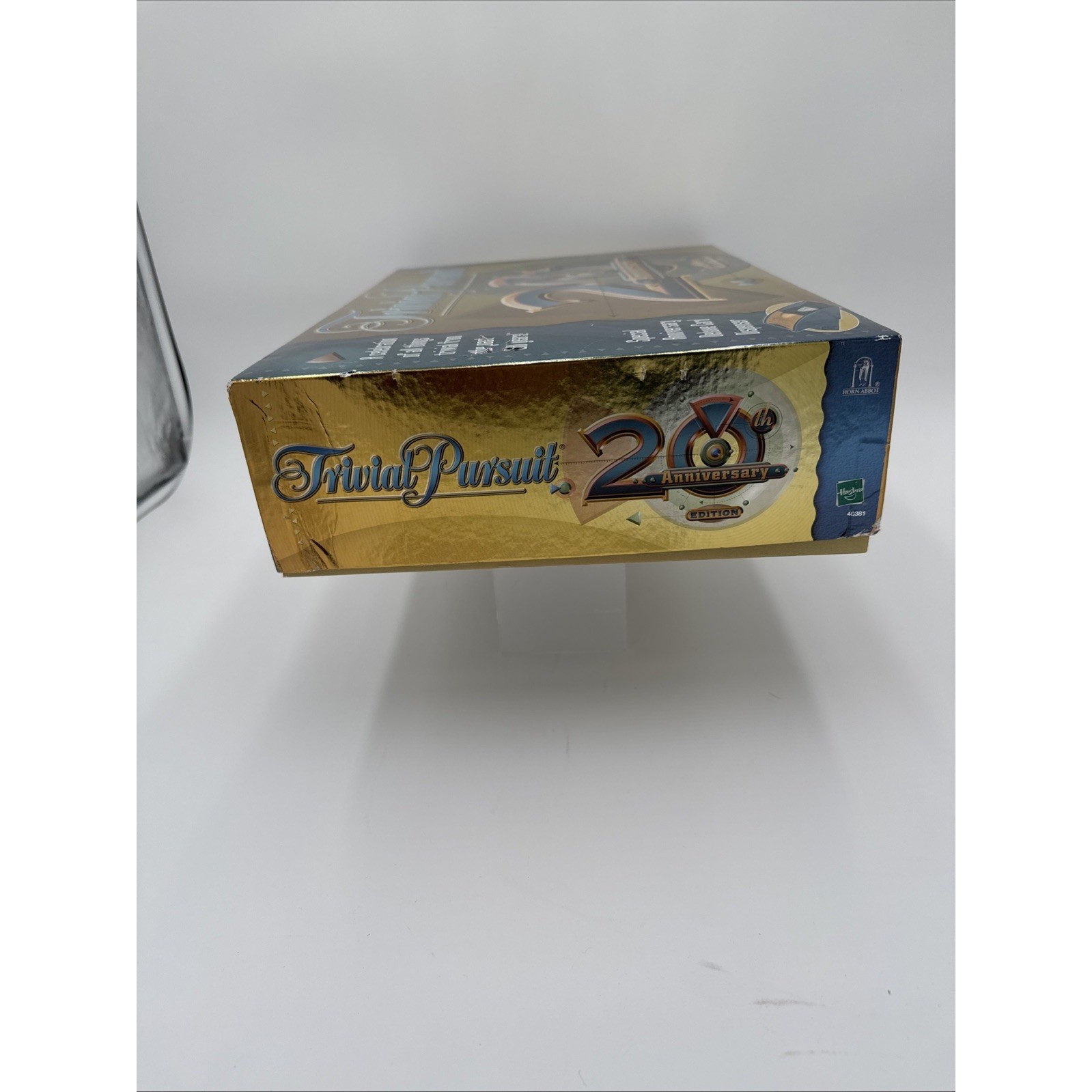 Trivial Pursuit 20th Anniversary Edition 2002 Board Game w Instructions