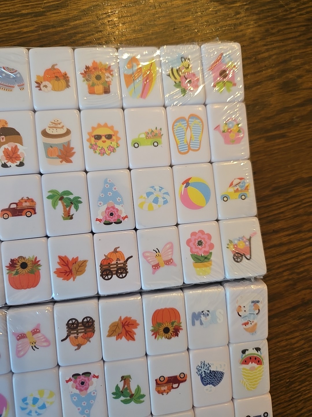 All the different holidays Game Blocks, Mahjong Tile Set with 130 Tiles 4 player