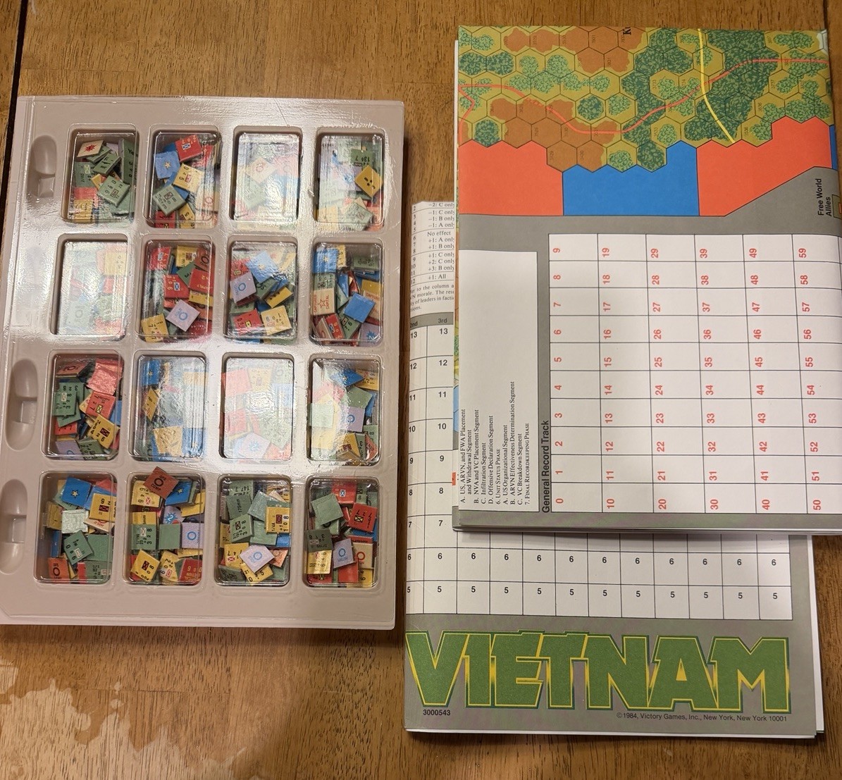 Victory Wargame Vietnam 1965-1975 Box *Read Description*