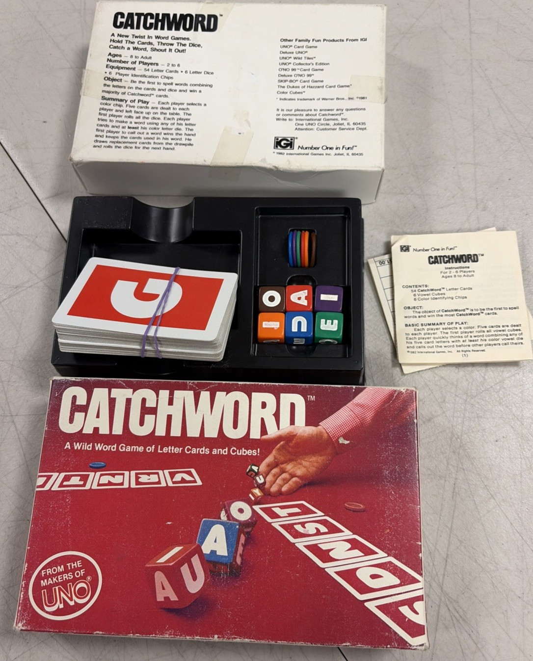 Warner Brothers Vintage Word Game CatchWord 1982 Complete