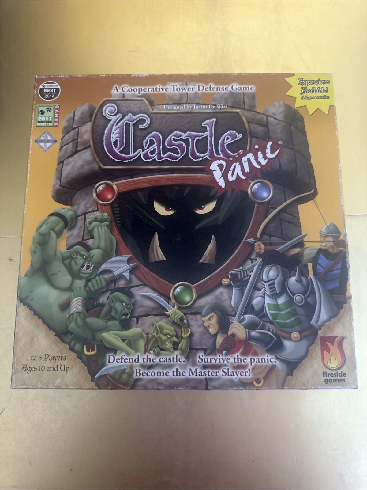 2010 Fireside Games Castle Panic Board Game 1st Edition, 15th Printing complete
