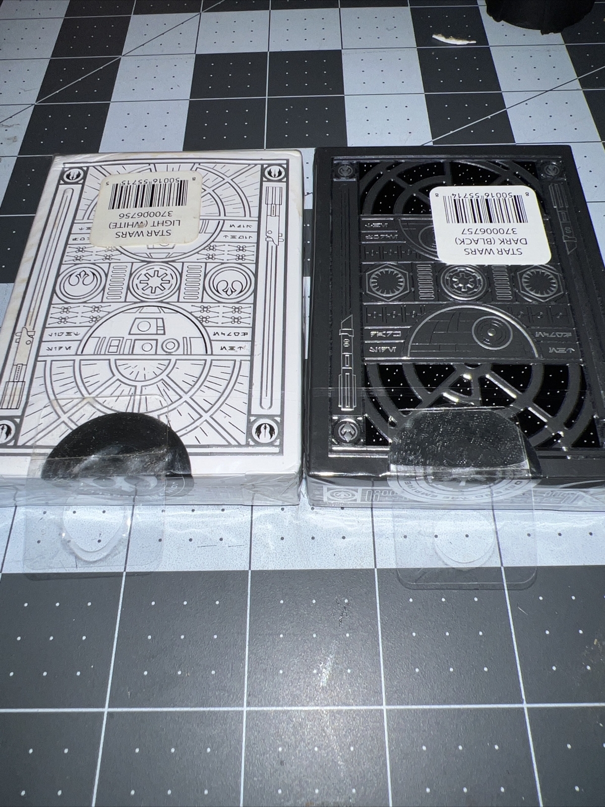 2 pk Silver Edition Star Wars Playing Cards – Light Side White