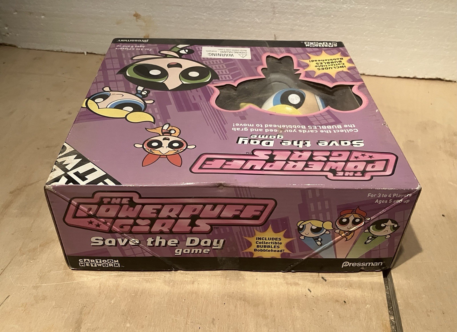 Pressman Cartoon Network Powerpuff Girls SAVE THE DAY GAME BOARD GAME / USED