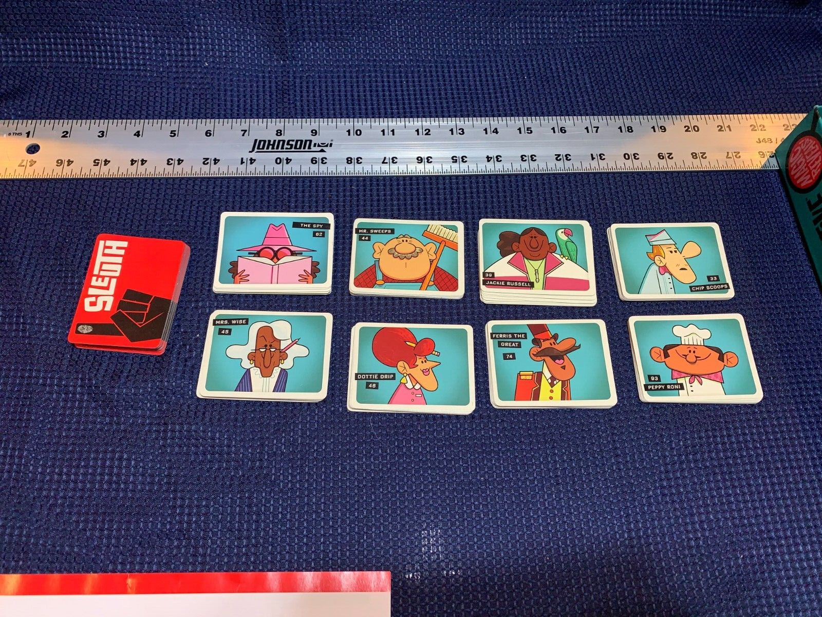 Junior Detective Board Game by Buffalo Games Complete Great Condition