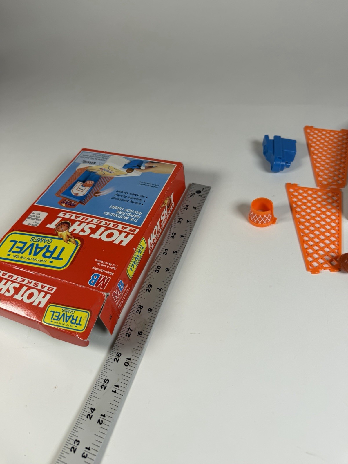 Hot Shot Basketball Vintage 1992 Motorized Travel Game Milton Bradley
