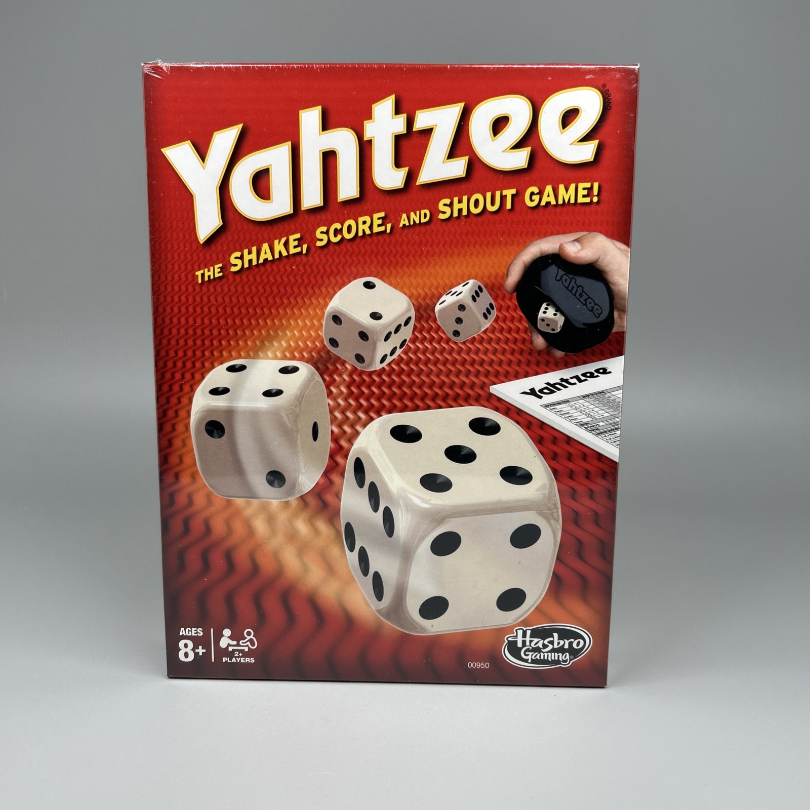 Yahtzee Dice Game Hasbro 00950 Classic Shake Score Shout – New Sealed