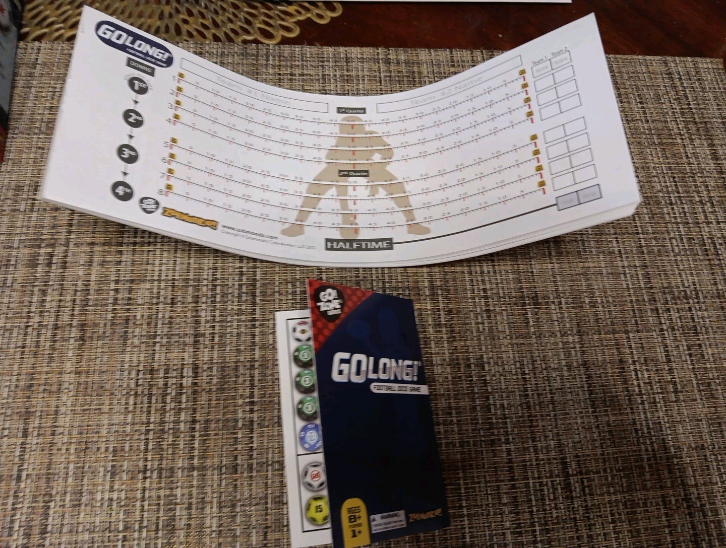 Zobmondo GO LONG Football Dice Game Complete -w/Instructions Ages 8+ LN