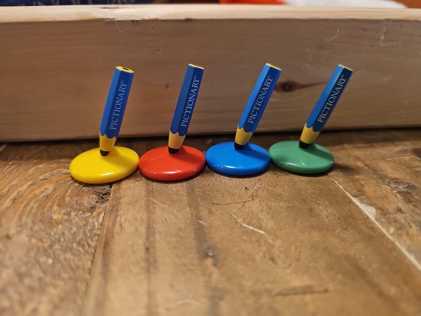 Pictionary 20th Anniversary Edition Replacement Pencil Pawns Game Pieces