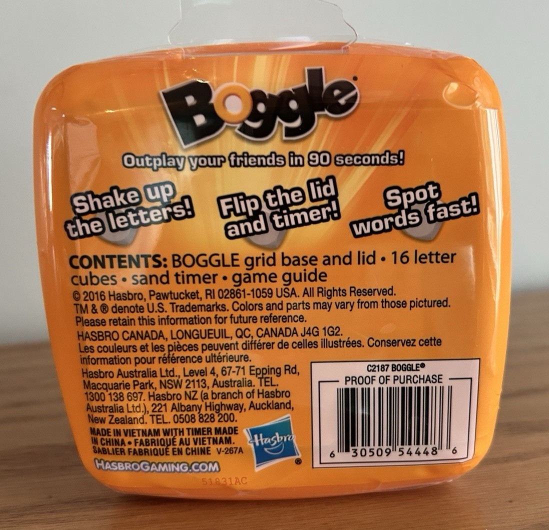 NIB BOGGLE WORD GAME HASBRO GAMING 2016