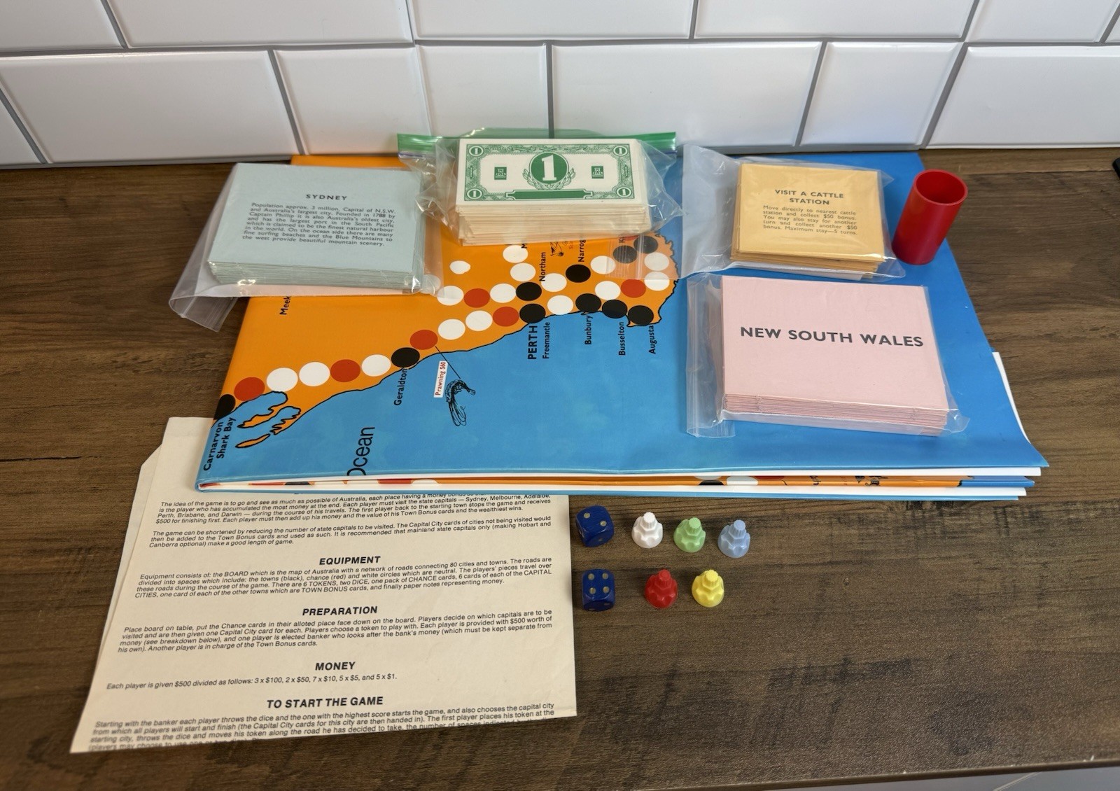 RARE John Sands Discover Australia Board Game 1974 99% Complete