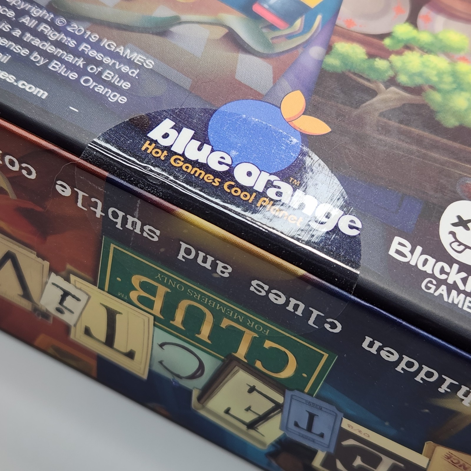 2019 Blue Orange Games Detective Club Board Game (Factory Sealed)