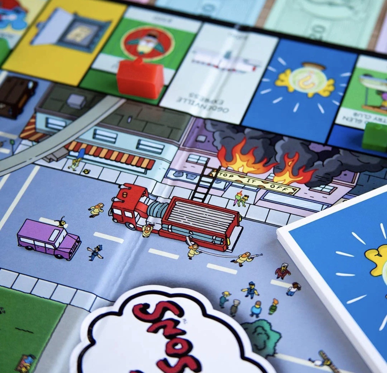The Simpsons Monopoly Board Game 30th Anniversary Edition for 2 to 6 Players