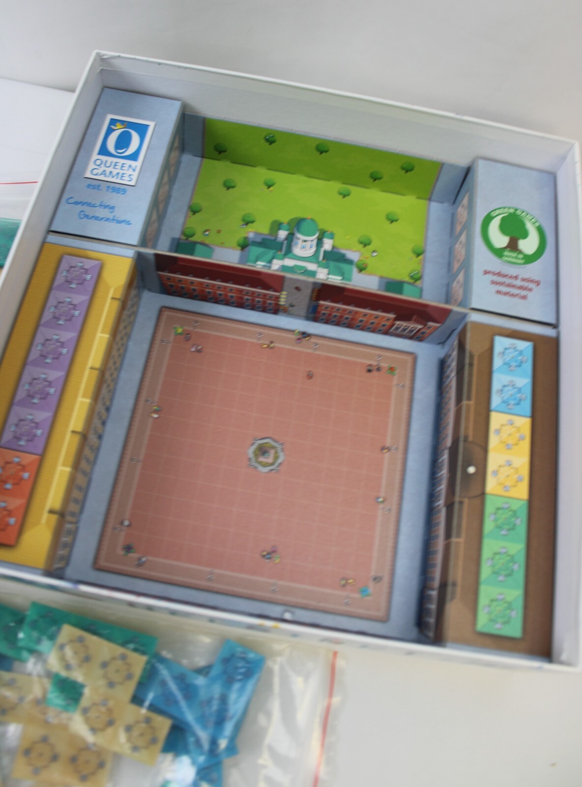 Helsinki Deluxe Game 2022 Queen Games Complete in Box