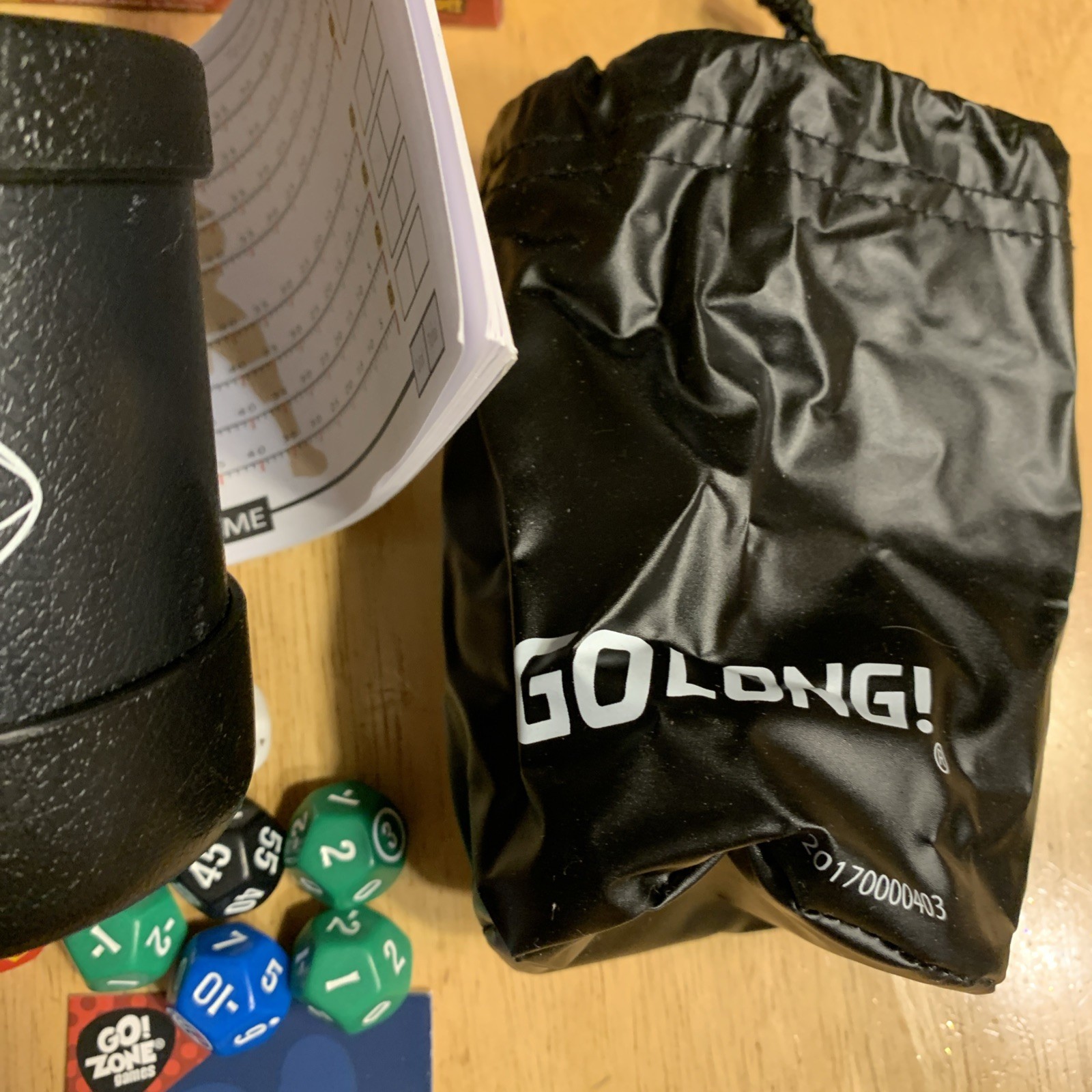 GO LONG! Football Dice Game Zobmondo!! Travel Bag, 8 Dice, Score Cards, Rules
