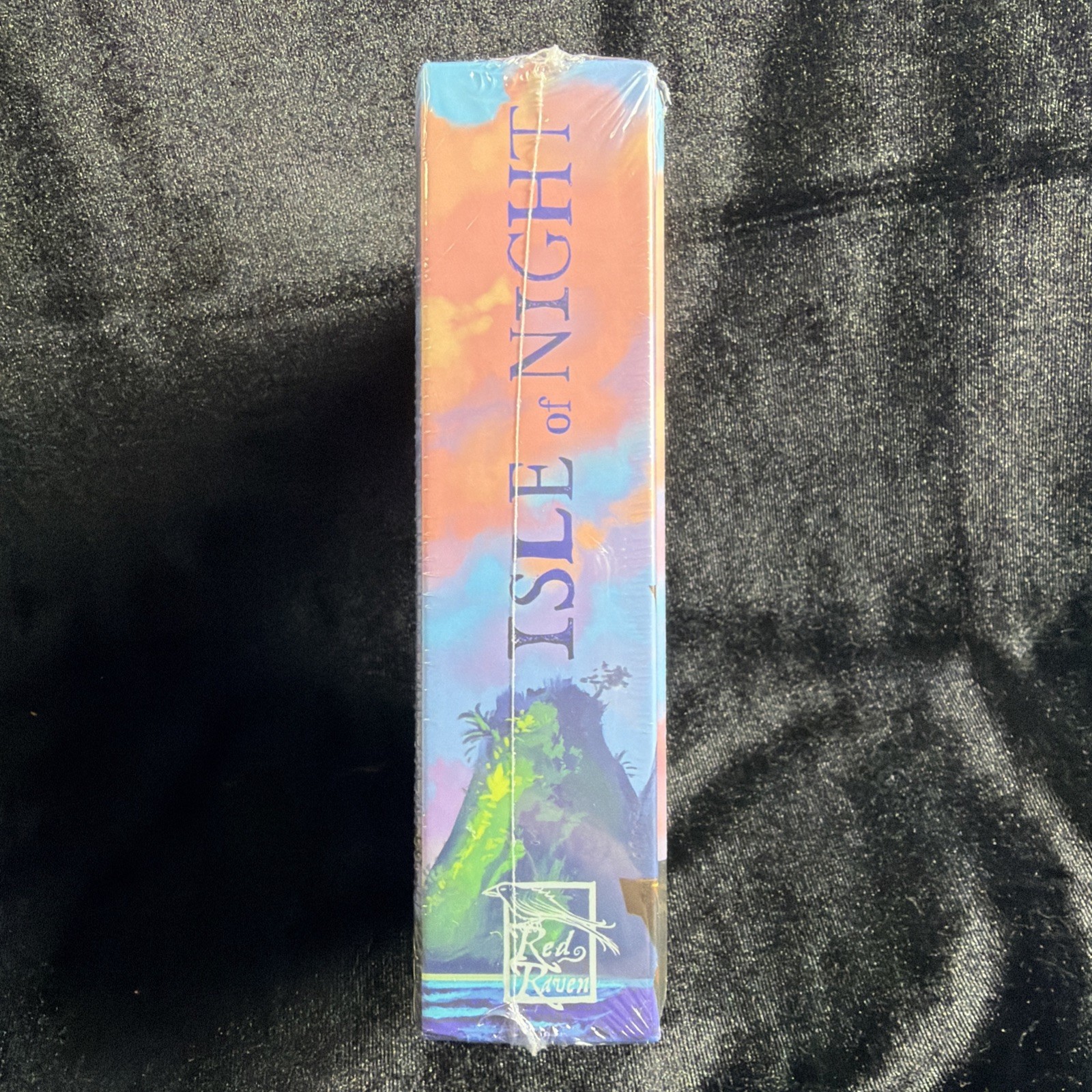 Isle of Night Card Game – Red Raven Games – New & Sealed!