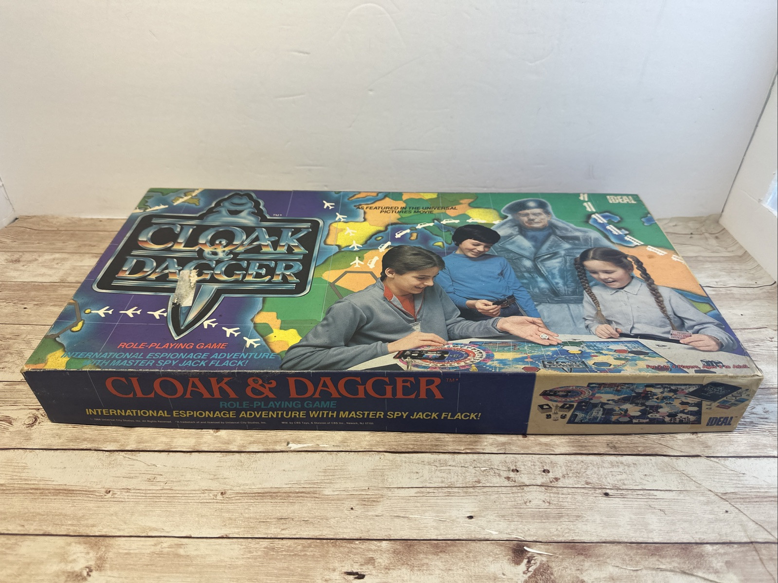 VINTAGE 1984 Cloak and Dagger Role Playing Board Game – Complete
