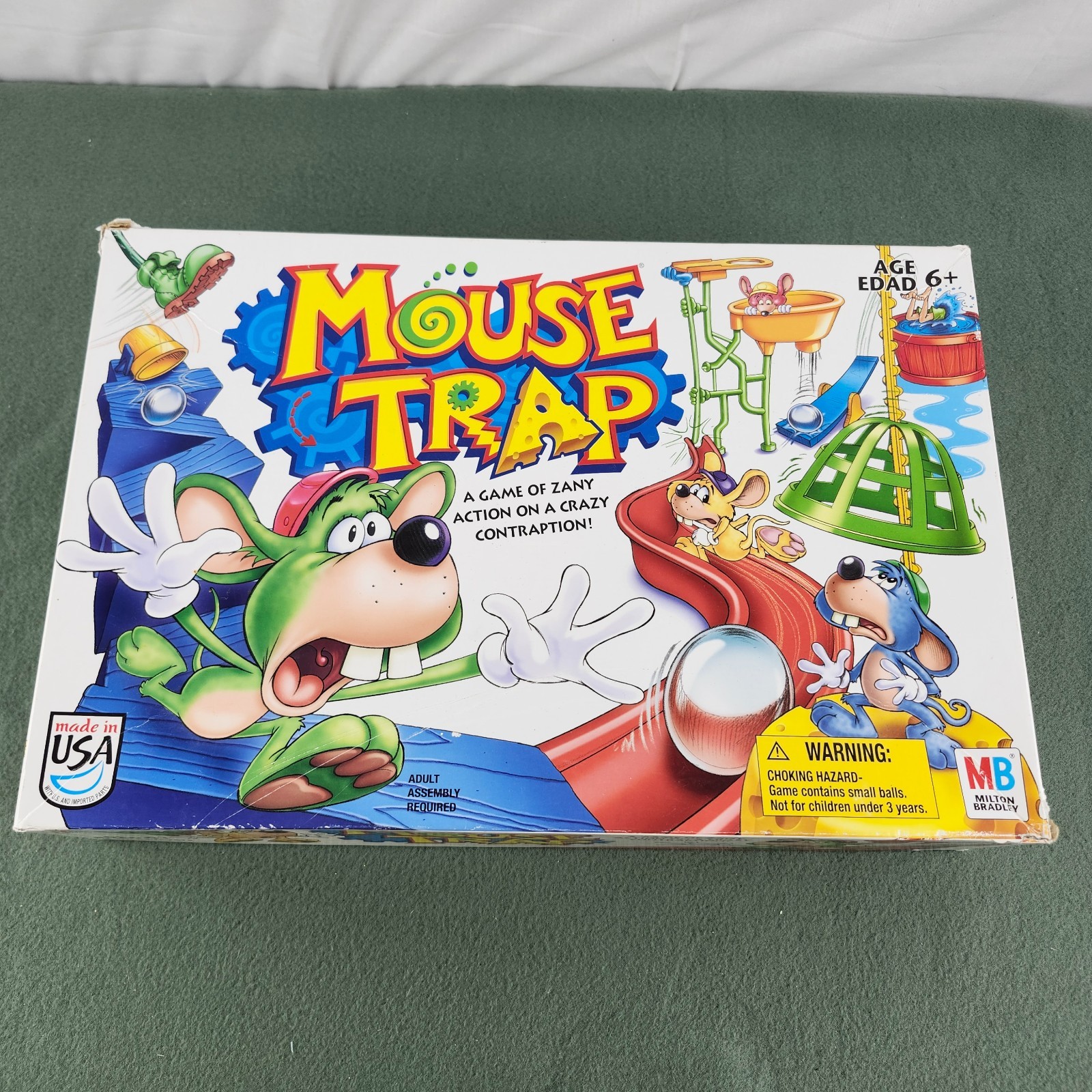 Milton Bradley Hasboro 2005 Mouse Trap Board Game #04657 Complete in Box
