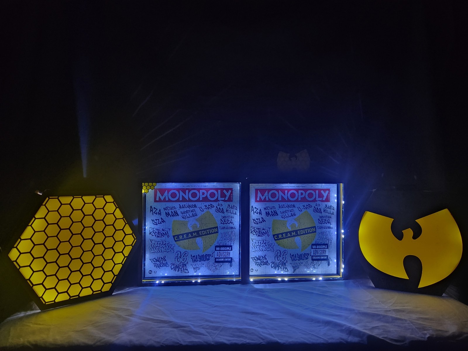 3 Piece Wu-Tang Clan Monopoly Display Case (READ DESCRIPTION DISPLAY CASE ONLY)
