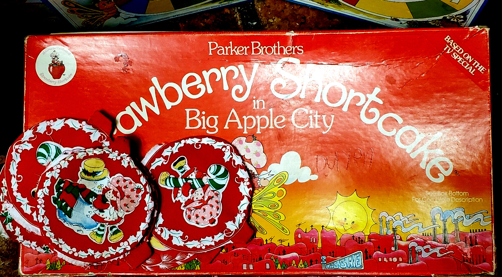 Strawberry Shortcake 2 Games Big Apple City/StrawberryLand /5 Cloth ornies flat