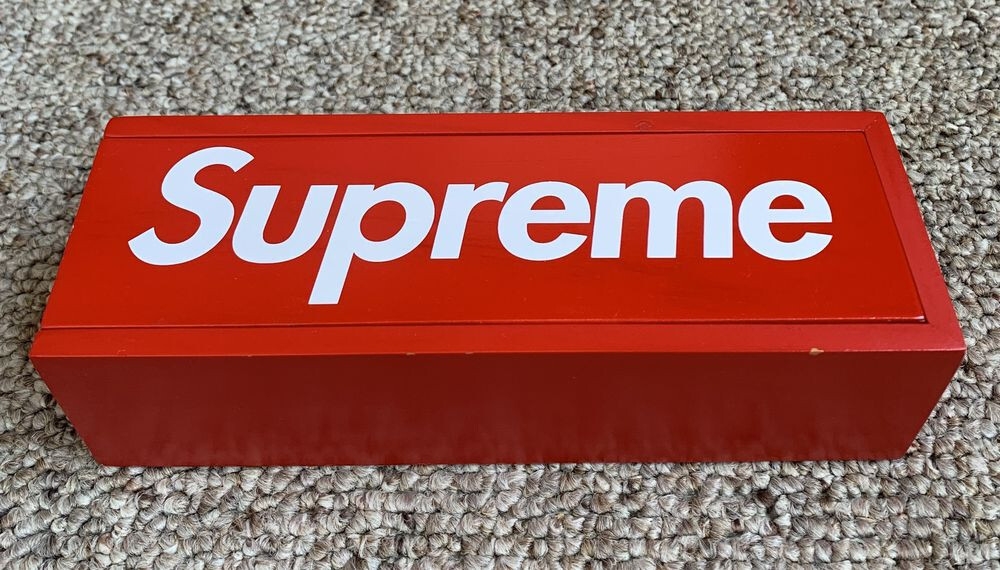 NEW F/W 2012 Supreme Domino Set