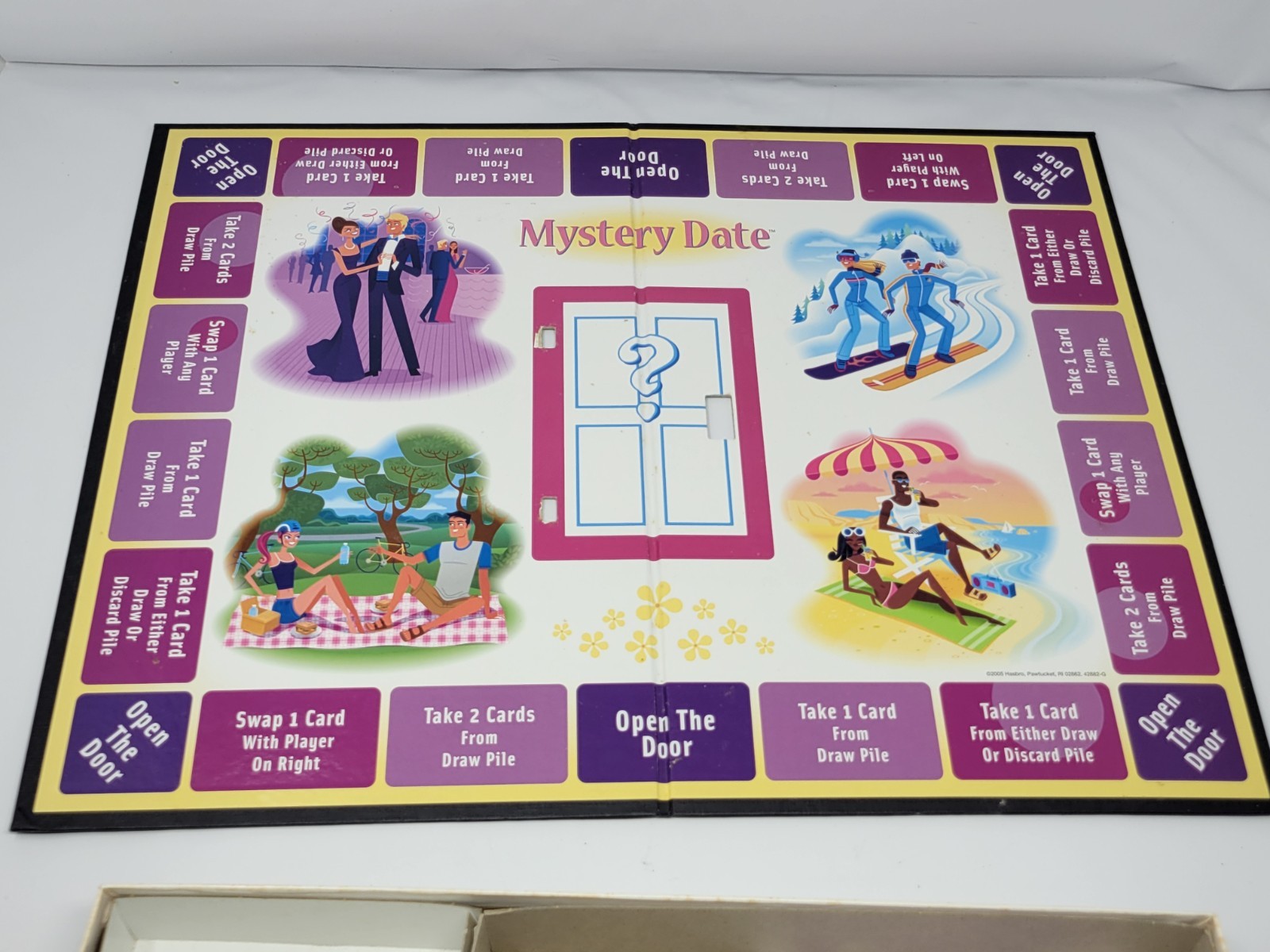 Classic Mystery Date Board Game 2005 Milton Bradley MB – Complete