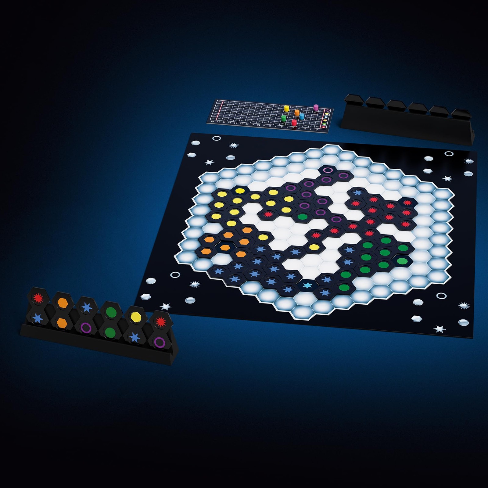 & Family Strategy 1 4 Des Fun Abstract Tile Golden Geek Award Red