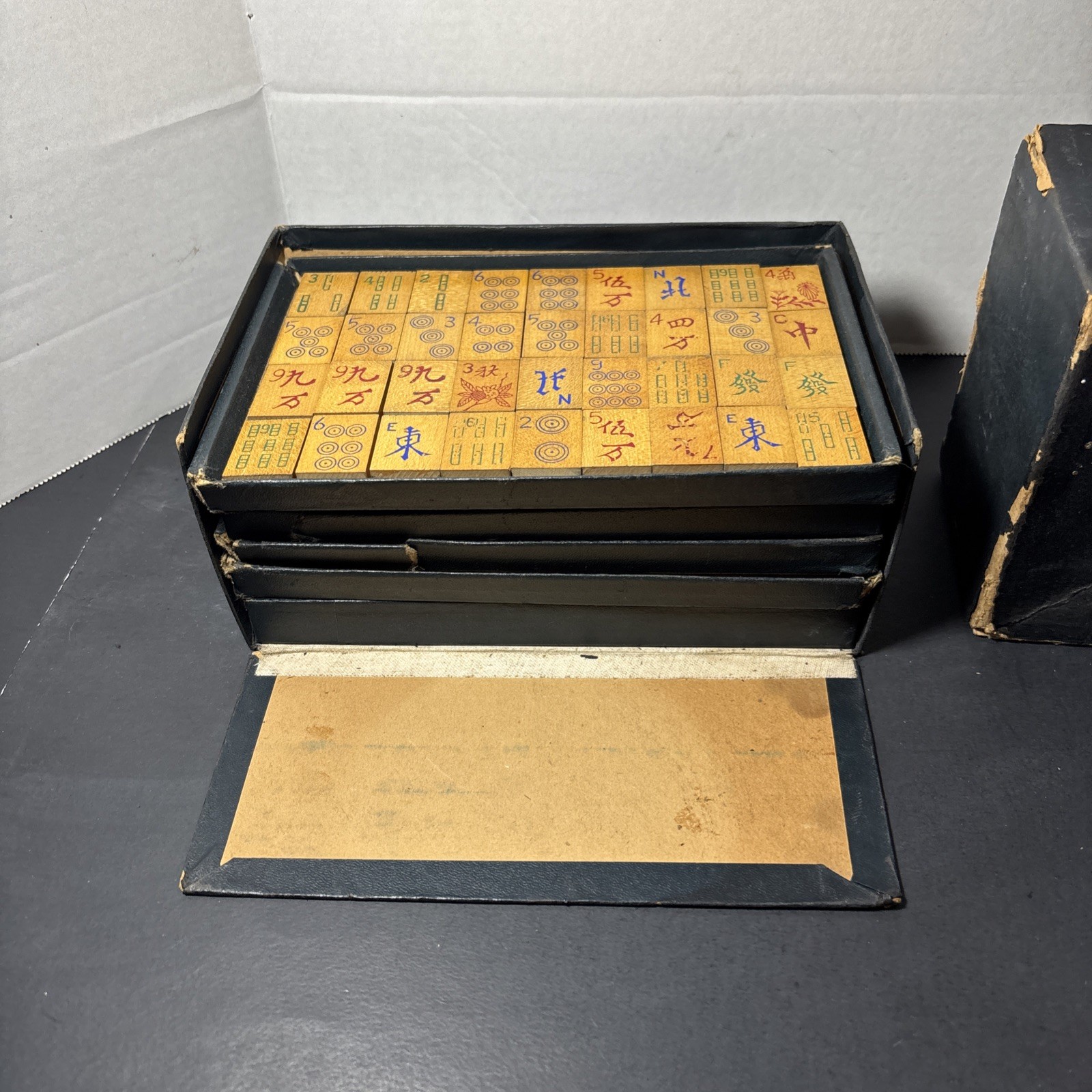 Early Vintage 1920s Ancient Game Of Mandarins China Mahjong 144 Pieces JL