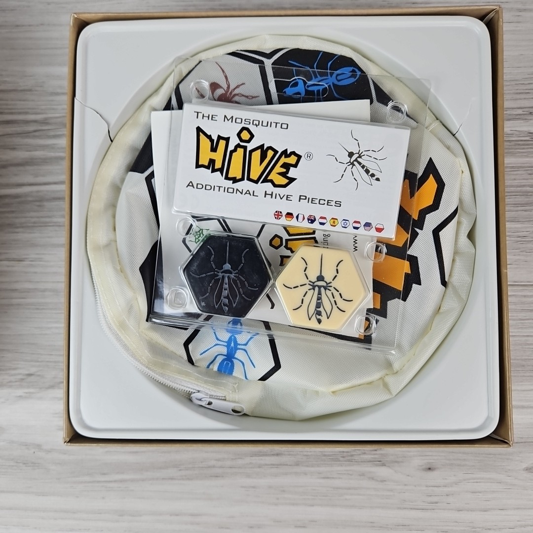 Smart Zone Games Hive The Board Game + Carry bag + Mosquito