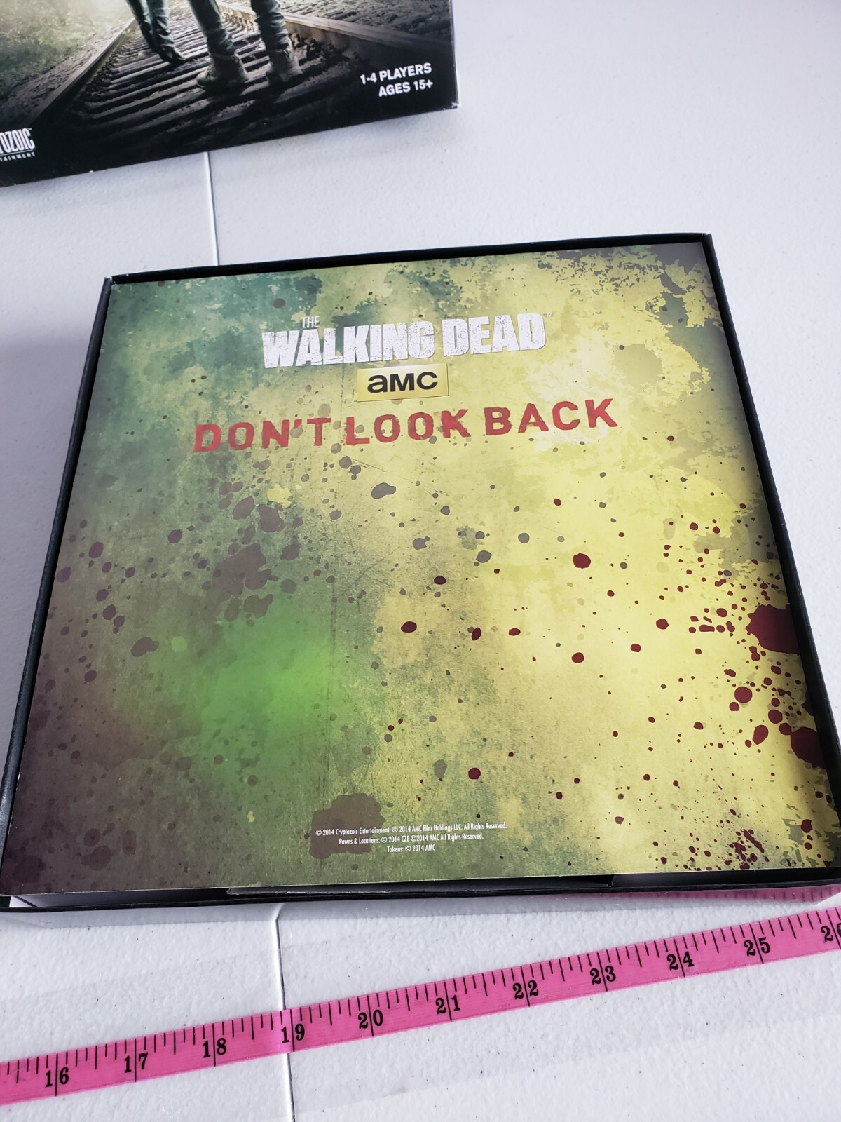 AMC The Walking Dead Don’t Look Back Dice Game Zombie Horror Board Game Complete