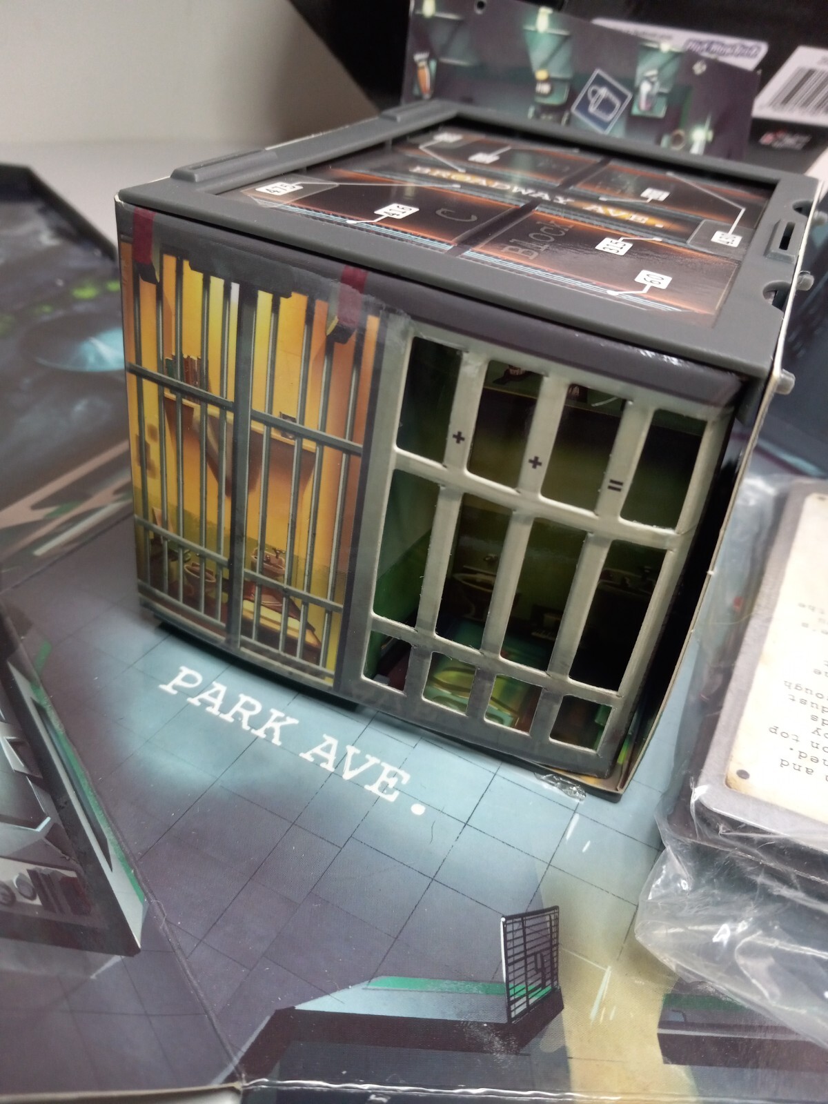 Alcatraz, “To Escape,You Must First Break in”Board Game, Based On Real Events…