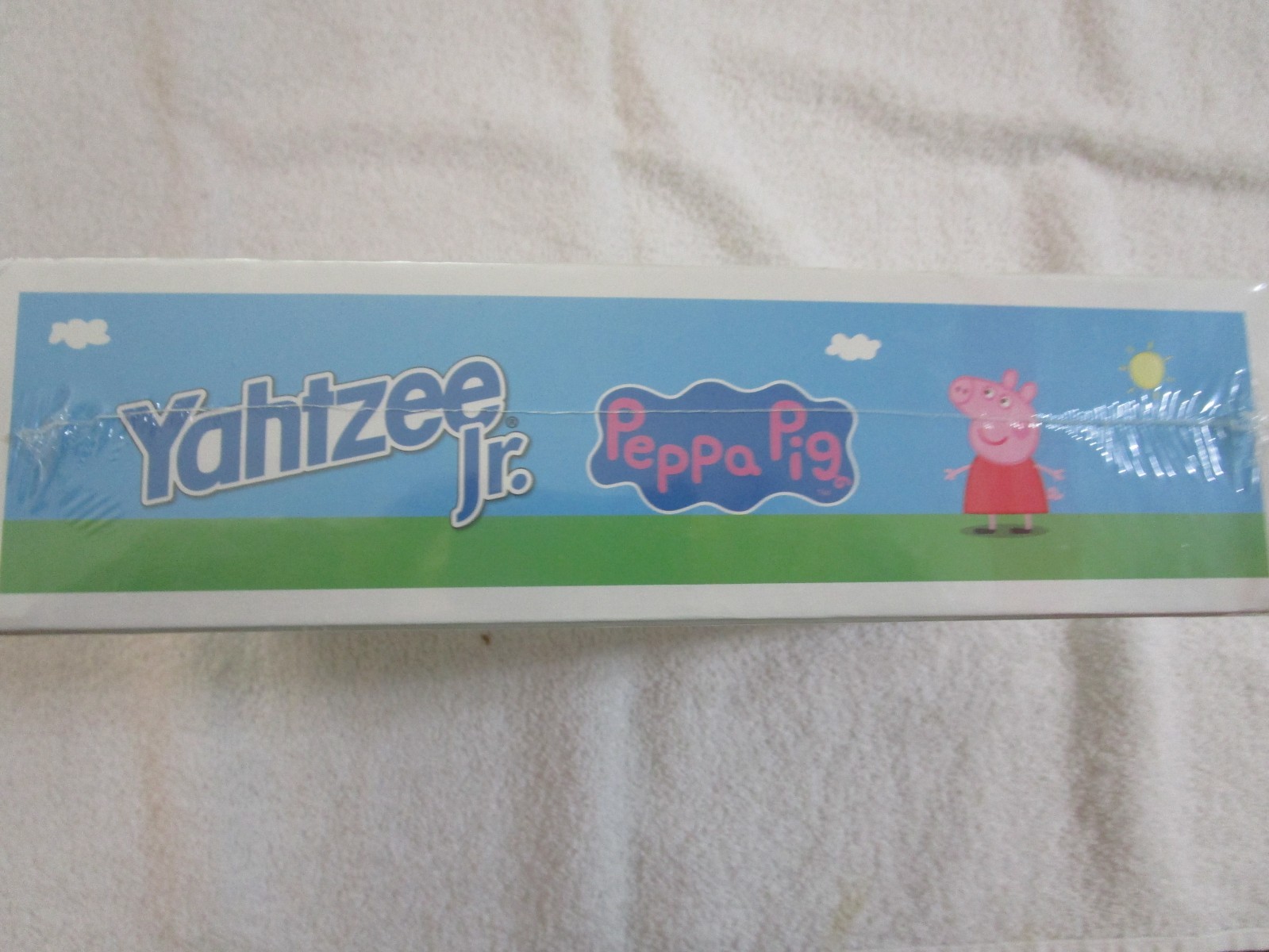 Peppa Pig Edition Yahtzee Jr. Board Game (2003, Hasbro)