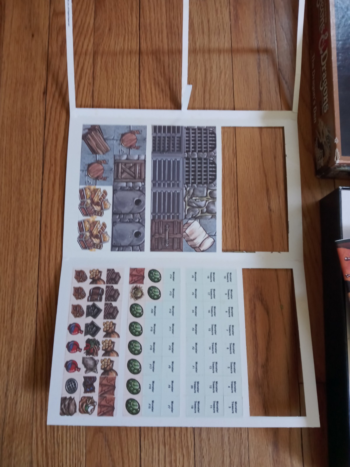 VINTAGE DUNGEONS AND DRAGONS BOARD GAME – THE DRAGONS DEN | TSR 1073 | 1992 |