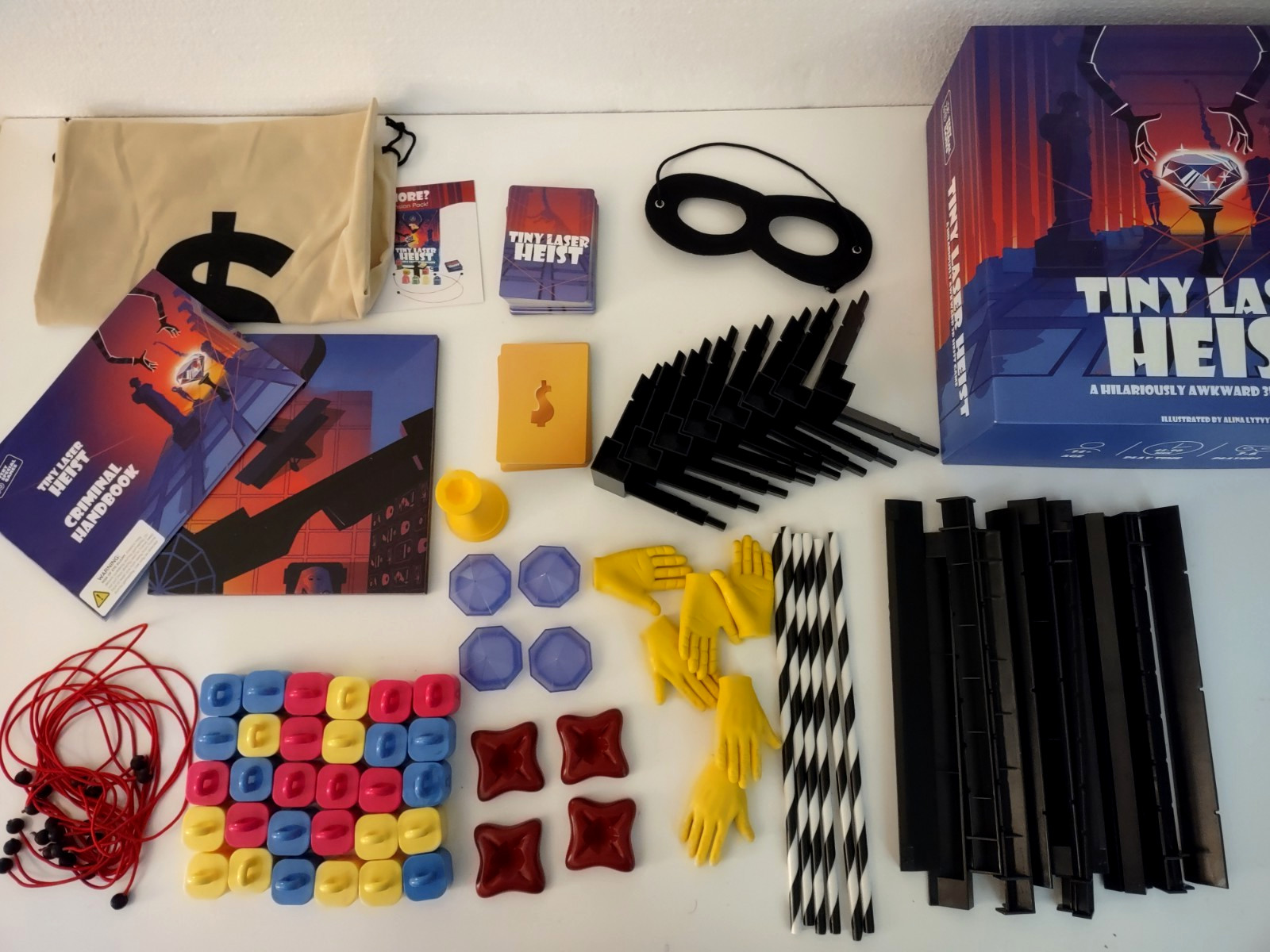 Tiny Laser Heist Hilariously Awkward 3D Tabletop Board Game Complete 3-6 Players
